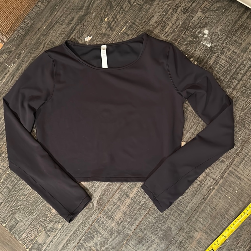 🖤NWOT Lululemon Crop Performance Top 🖤
